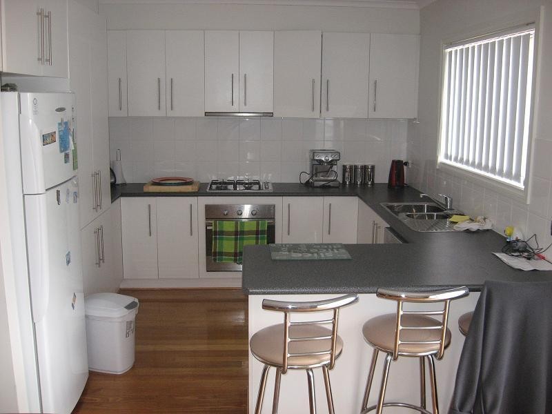 2/9-11 Oak Street, Whittlesea VIC 3757