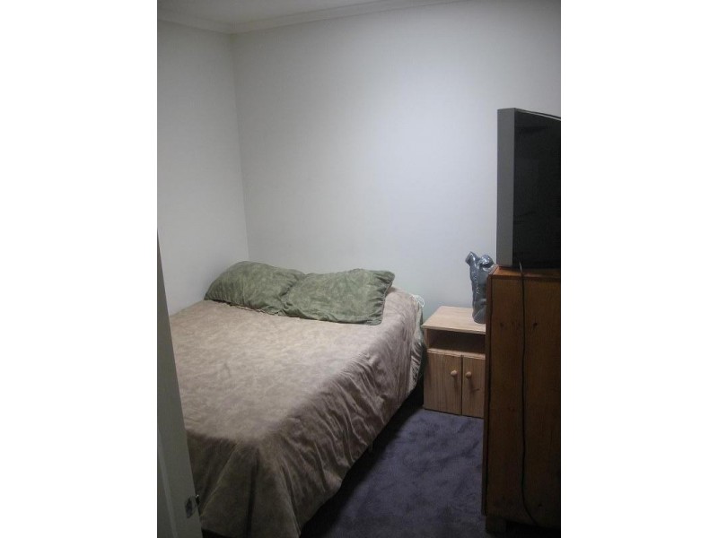 2/9-11 Oak Street, Whittlesea VIC 3757