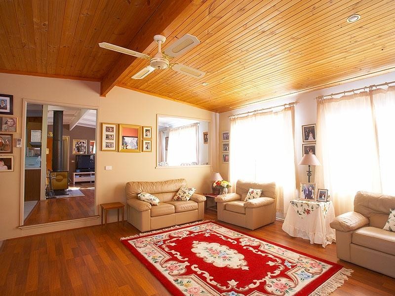 37 Range Avenue, Heathcote Junction VIC 3758