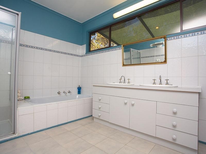 37 Range Avenue, Heathcote Junction VIC 3758