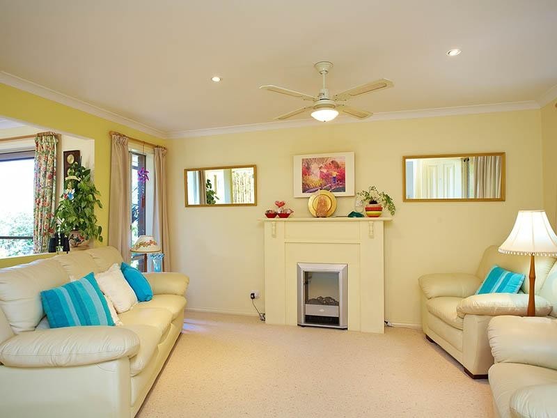 28 Oakbank Boulevard, Whittlesea VIC 3757