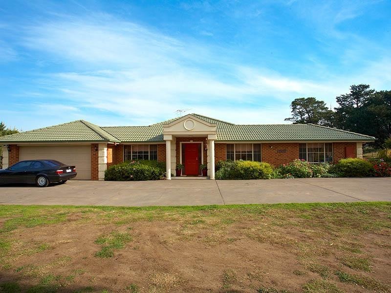 19 Retland Drive, Whittlesea VIC 3757