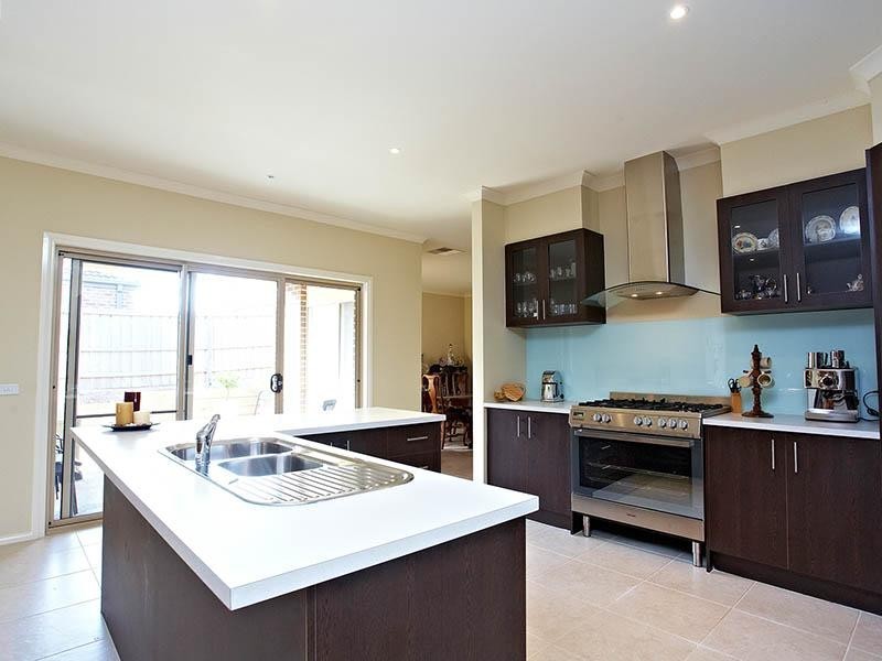 23 Timbertop Drive, Doreen VIC 3754