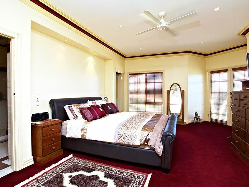 73 Sixth Avenue, Eden Park VIC 3757