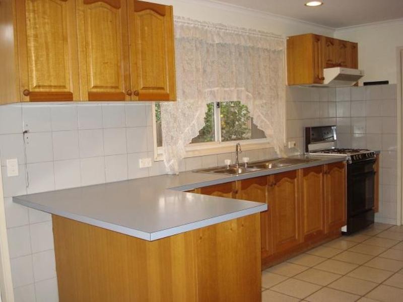 1 Swindon Court, Lalor VIC 3075