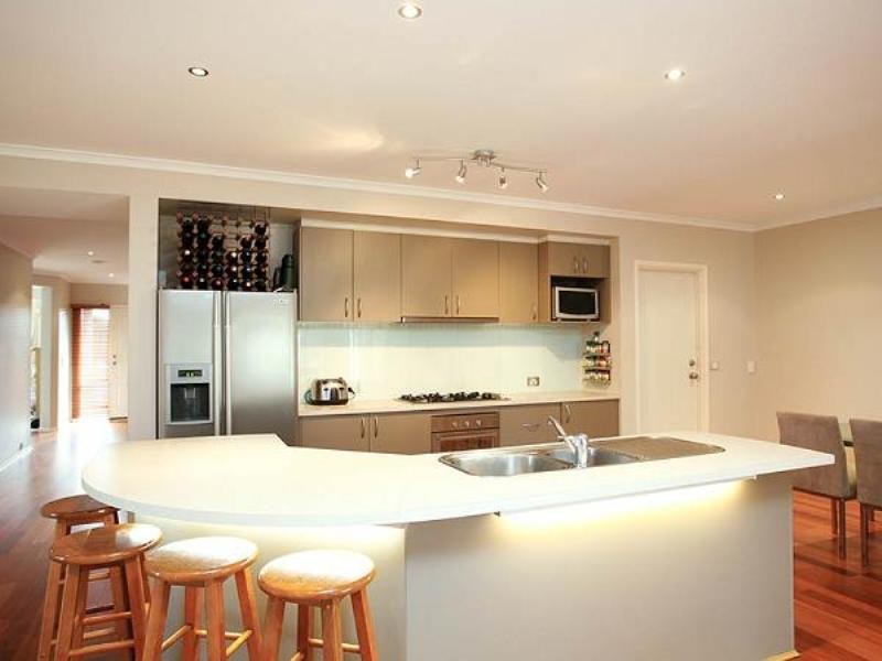 19 Glenshire Grove, Doreen VIC 3754