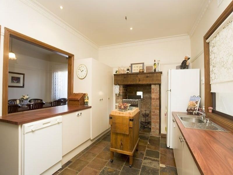 11 Macmeikan Street, Whittlesea VIC 3757