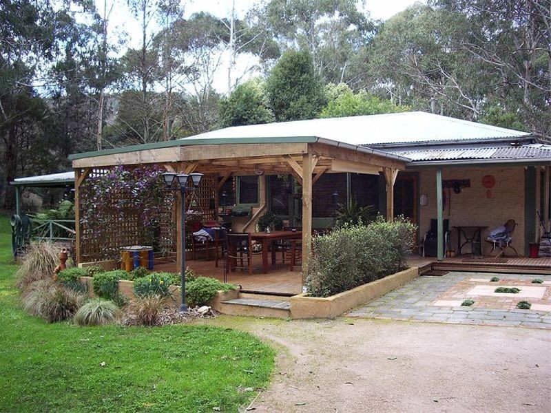 45 Forest Road, Flowerdale VIC 3717