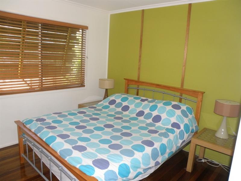 68 Mooloomba Road, Point Lookout QLD 4183