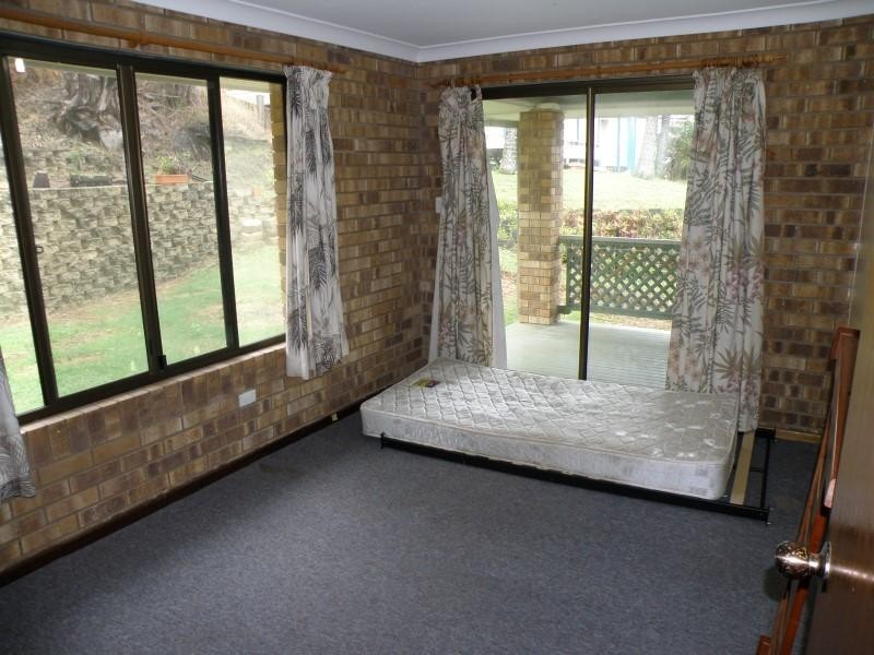 33 George Nothling Drive, Point Lookout QLD 4183