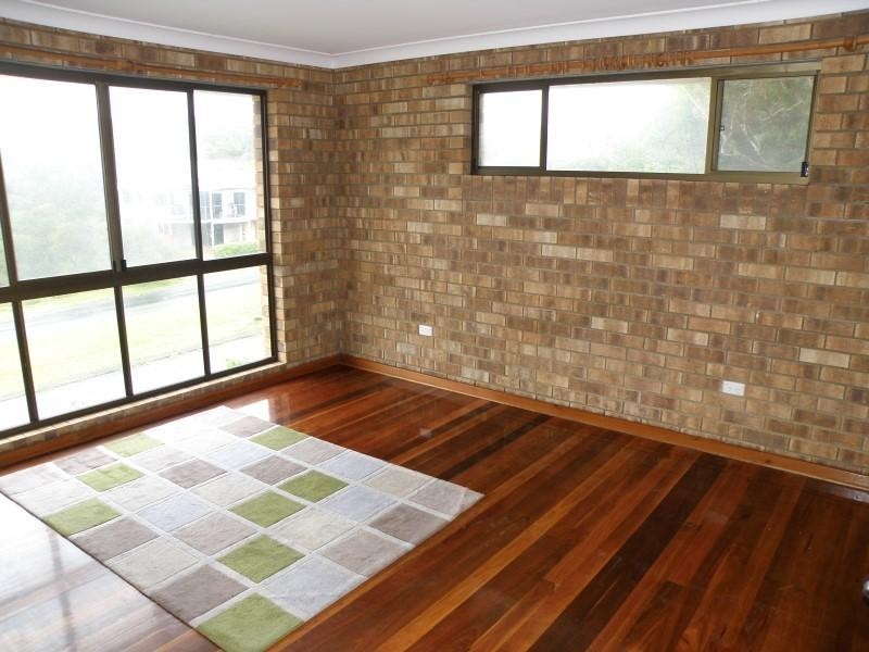 33 George Nothling Drive, Point Lookout QLD 4183