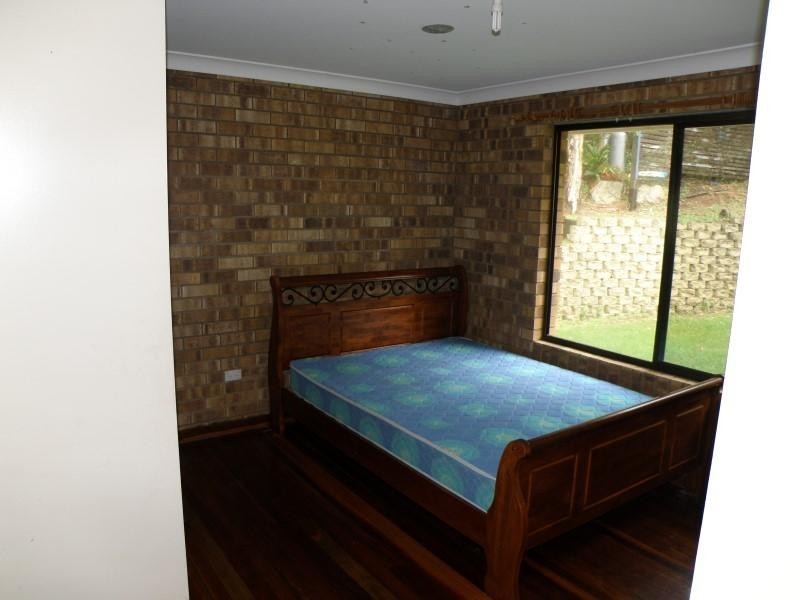 33 George Nothling Drive, Point Lookout QLD 4183