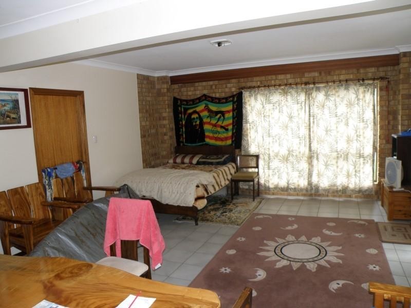 33 George Nothling Drive, Point Lookout QLD 4183