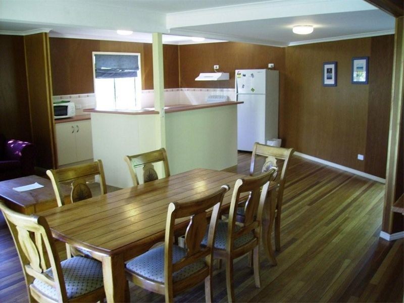 43 George Nothling Drive, Point Lookout QLD 4183