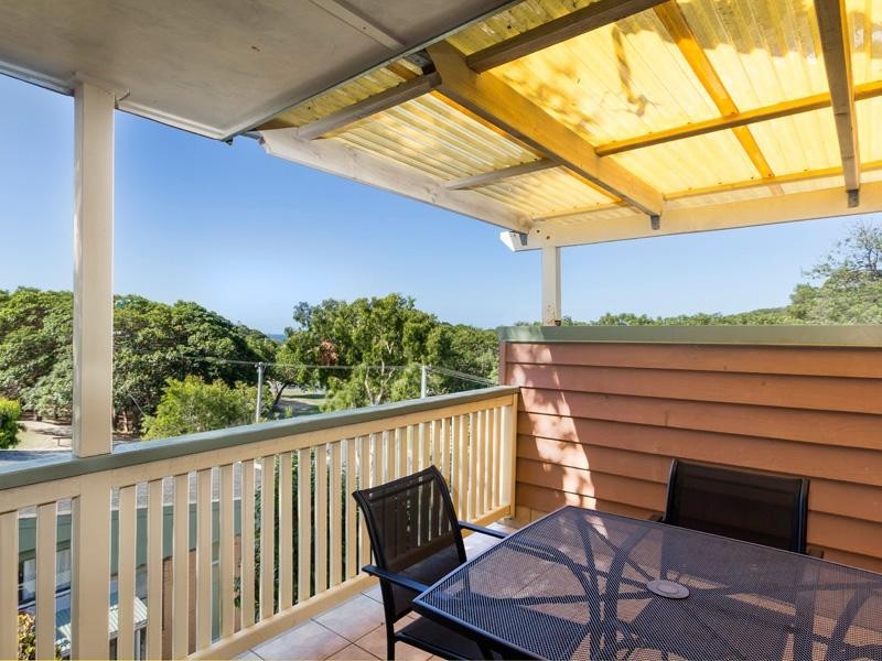 4 Bigoon Road, Point Lookout QLD 4183