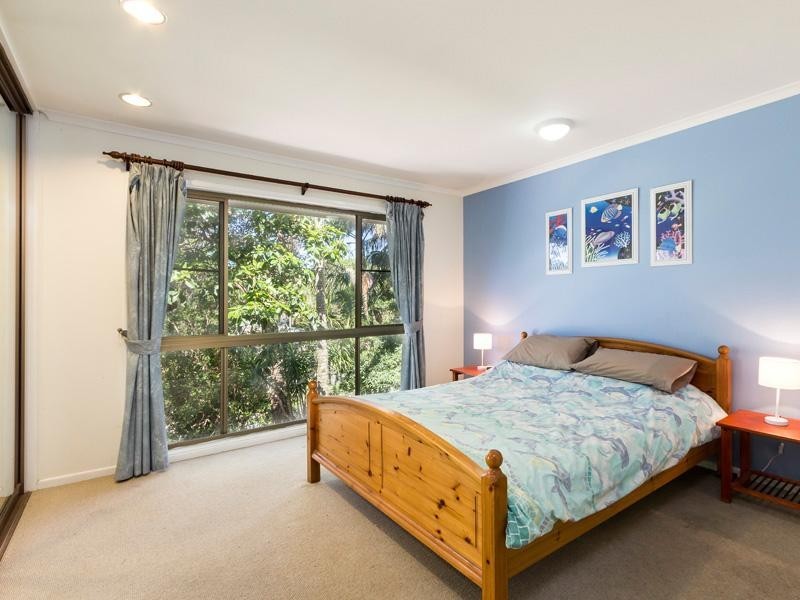 4 Bigoon Road, Point Lookout QLD 4183