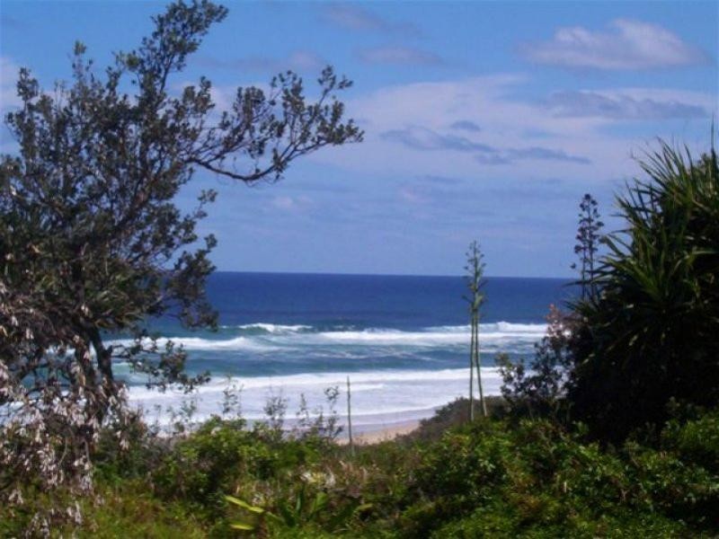 21/11 Samarinda Drive, Point Lookout QLD 4183