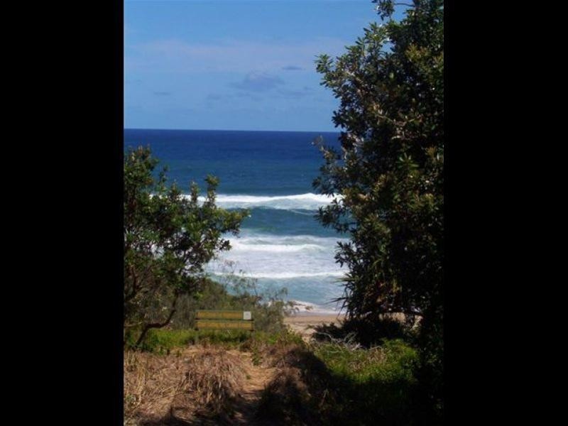 21/11 Samarinda Drive, Point Lookout QLD 4183