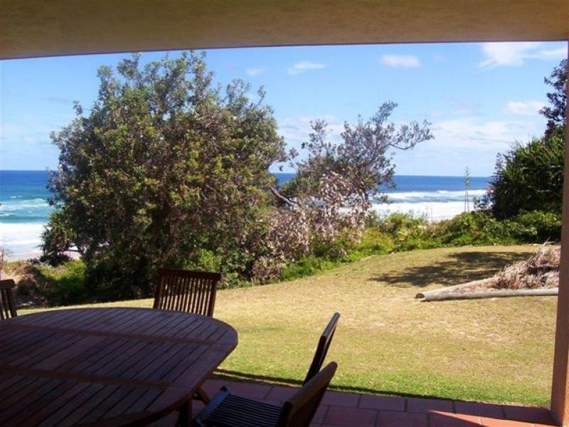 21/11 Samarinda Drive, Point Lookout QLD 4183