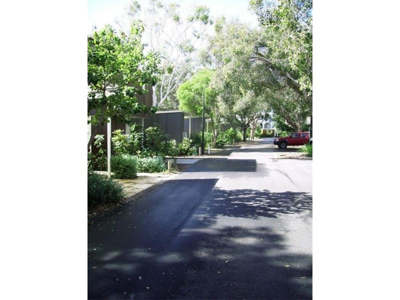 50/49 Dickson Way, Point Lookout QLD 4183