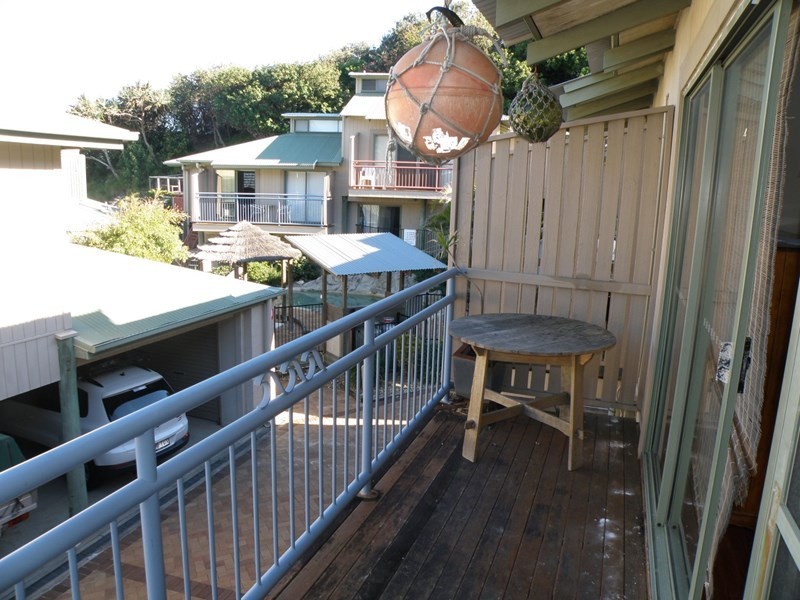 7/4-10 Kennedy Drive, Point Lookout QLD 4183