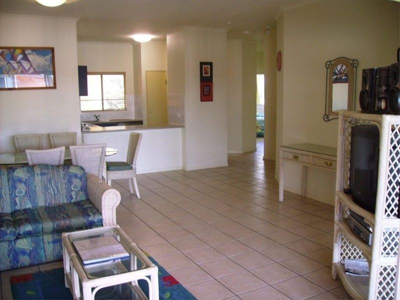 37/11 Samarinda Drive, Point Lookout QLD 4183