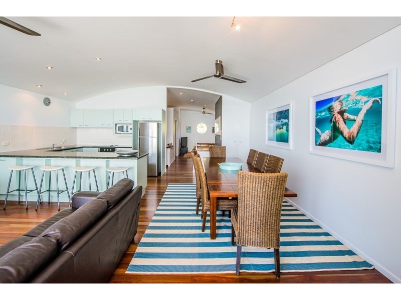 3/6 Cumming Parade, Point Lookout QLD 4183