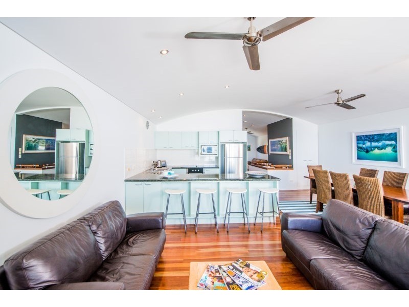 3/6 Cumming Parade, Point Lookout QLD 4183