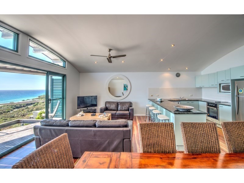 3/6 Cumming Parade, Point Lookout QLD 4183