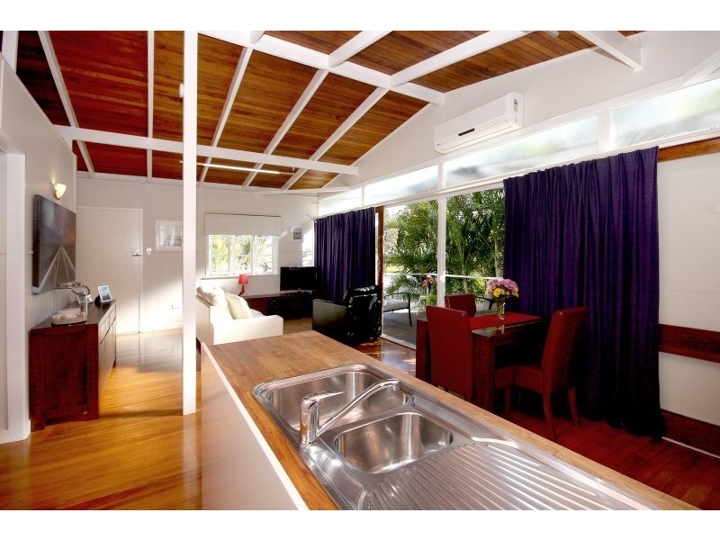 17 Flinders Avenue, Dunwich QLD 4183