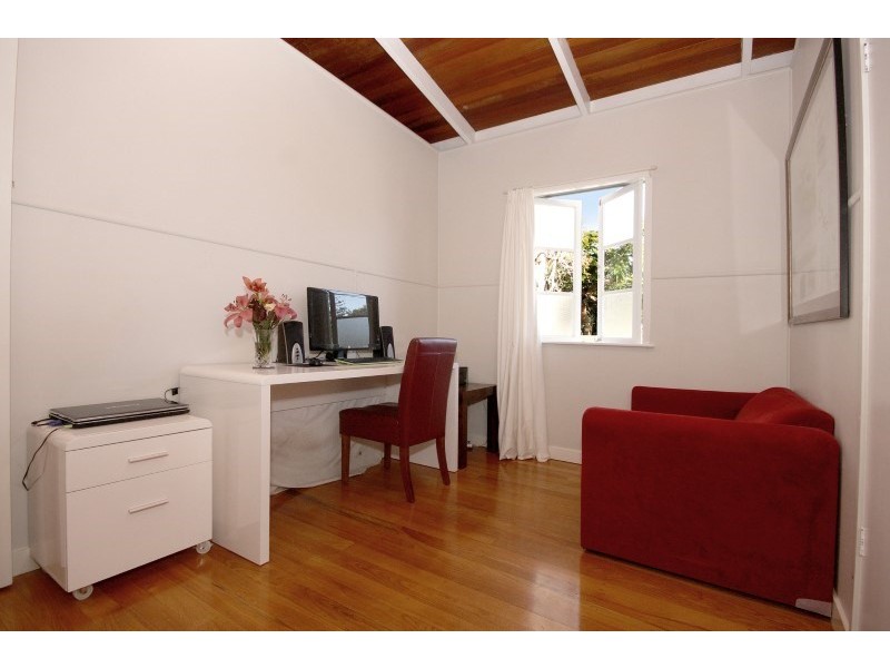 17 Flinders Avenue, Dunwich QLD 4183