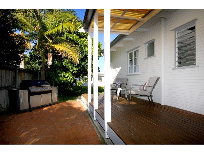 17 Flinders Avenue, Dunwich QLD 4183