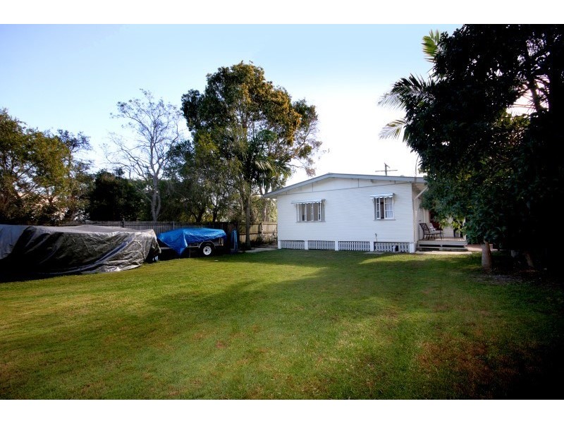 17 Flinders Avenue, Dunwich QLD 4183