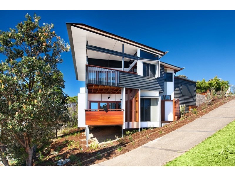 2/7 Pratt Court, Point Lookout QLD 4183
