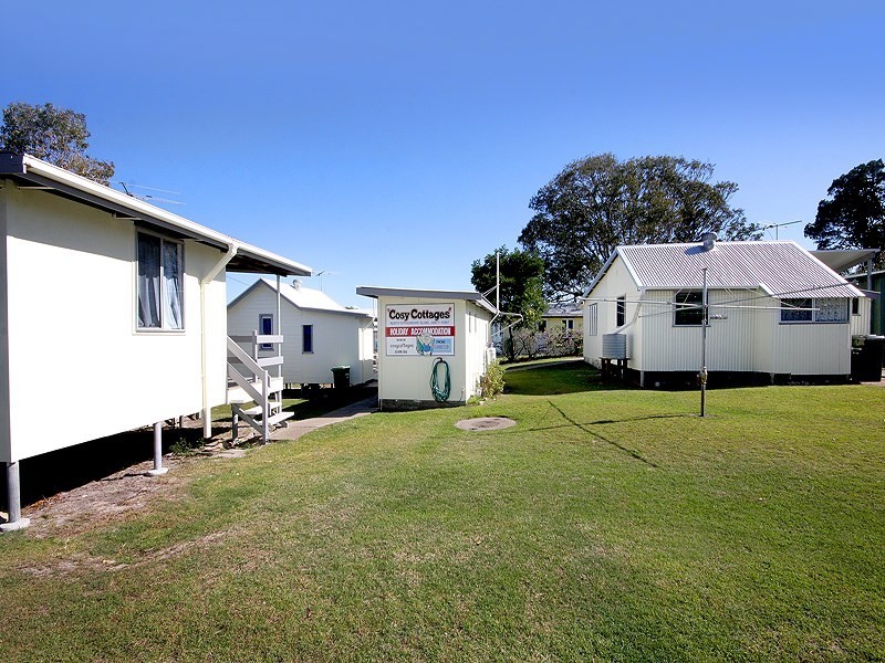 5 Ballow Street, Amity Point QLD 4183