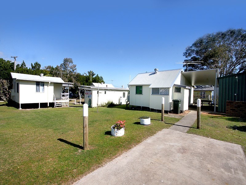 5 Ballow Street, Amity Point QLD 4183