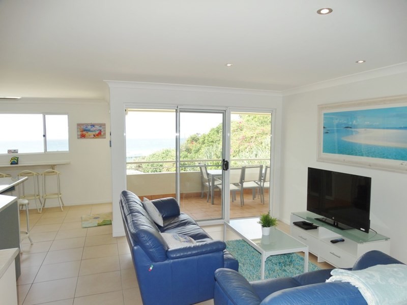 18/1-5 Samarinda Drive, Point Lookout QLD 4183