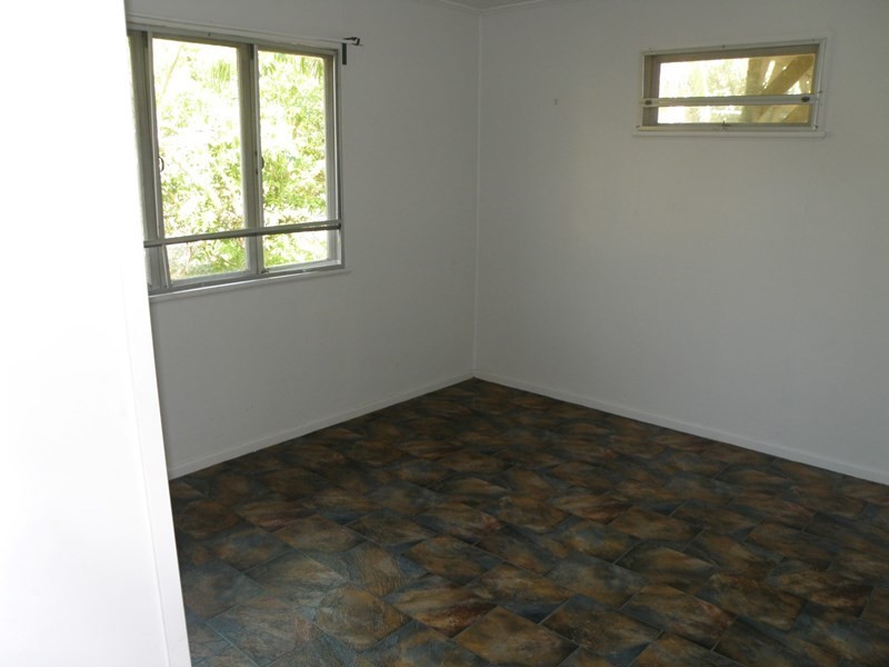 14 Barton Street, Dunwich QLD 4183