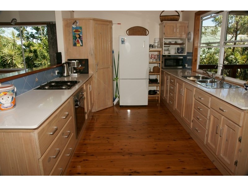 134 Tramican Street, Point Lookout QLD 4183