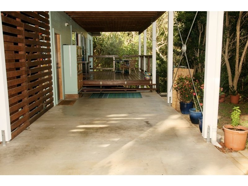 134 Tramican Street, Point Lookout QLD 4183