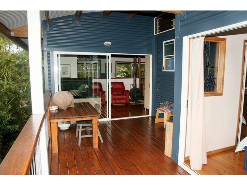 134 Tramican Street, Point Lookout QLD 4183