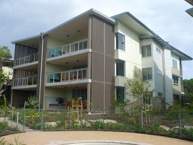 158 Dickson Way, Point Lookout QLD 4183