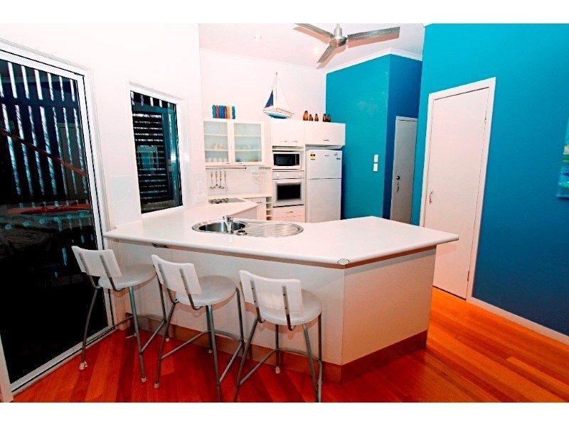 3/5 Pratt Court, Point Lookout QLD 4183