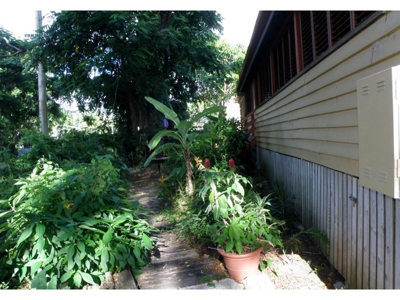 2 Finnegan Street, Dunwich QLD 4183