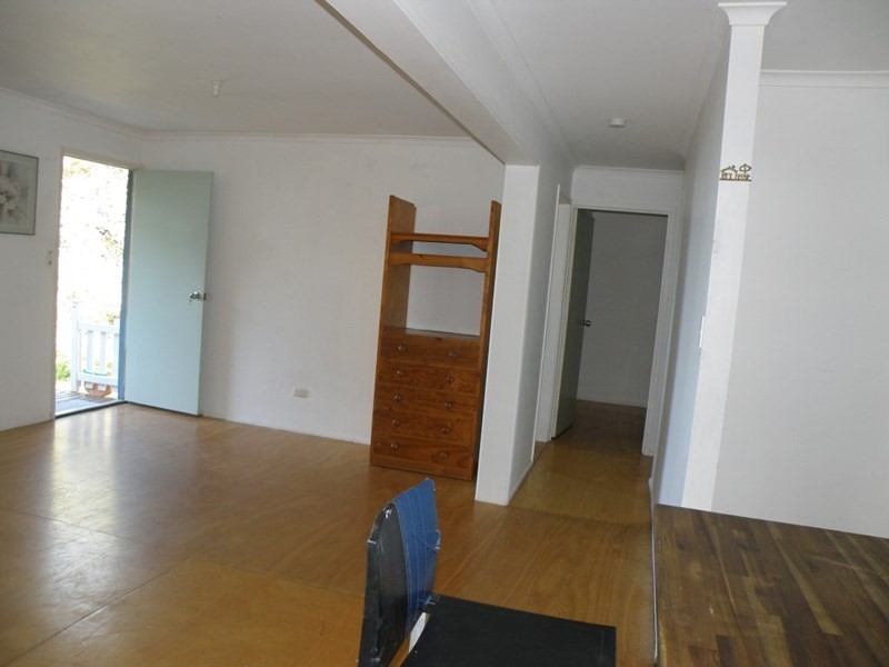 12 Cumming Parade, Point Lookout QLD 4183