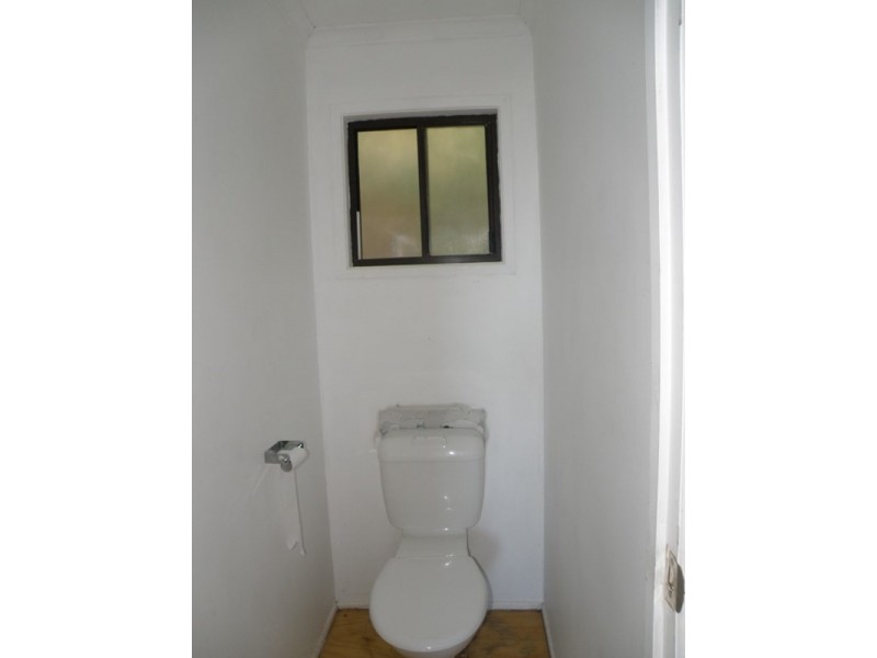 12 Cumming Parade, Point Lookout QLD 4183