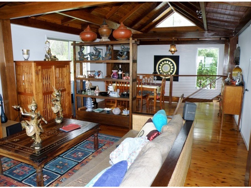 53 Rainbow Crescent, Dunwich QLD 4183