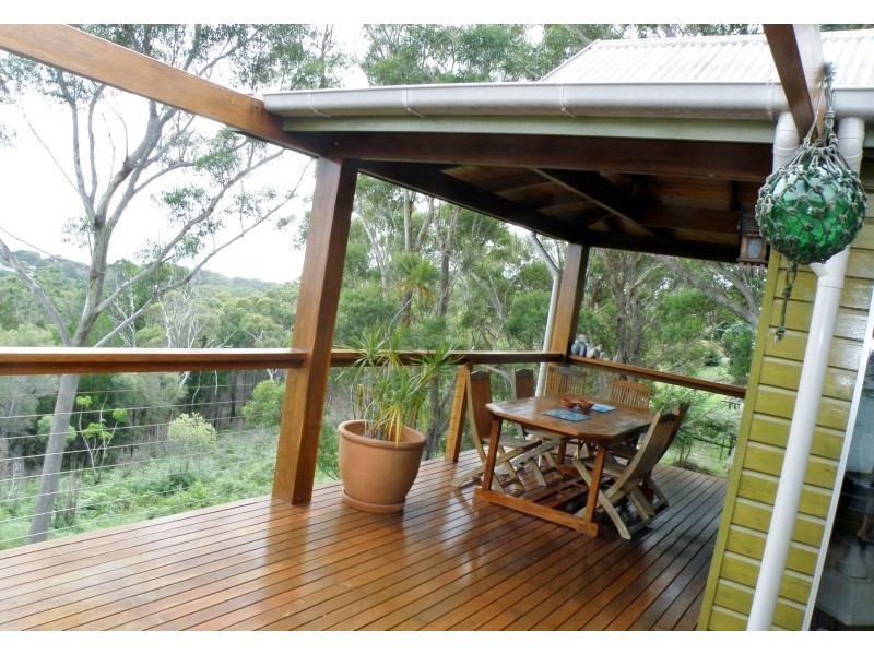 53 Rainbow Crescent, Dunwich QLD 4183