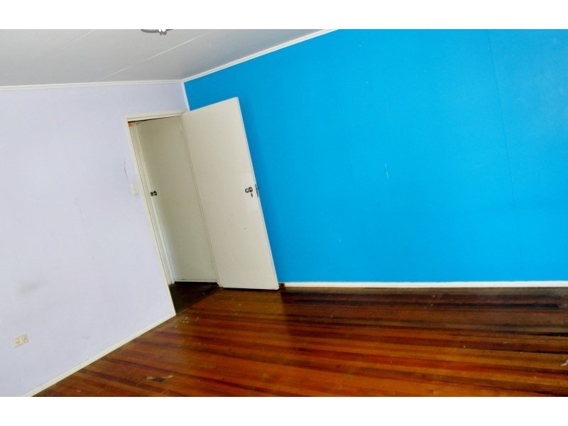 16 Bigoon Road, Point Lookout QLD 4183