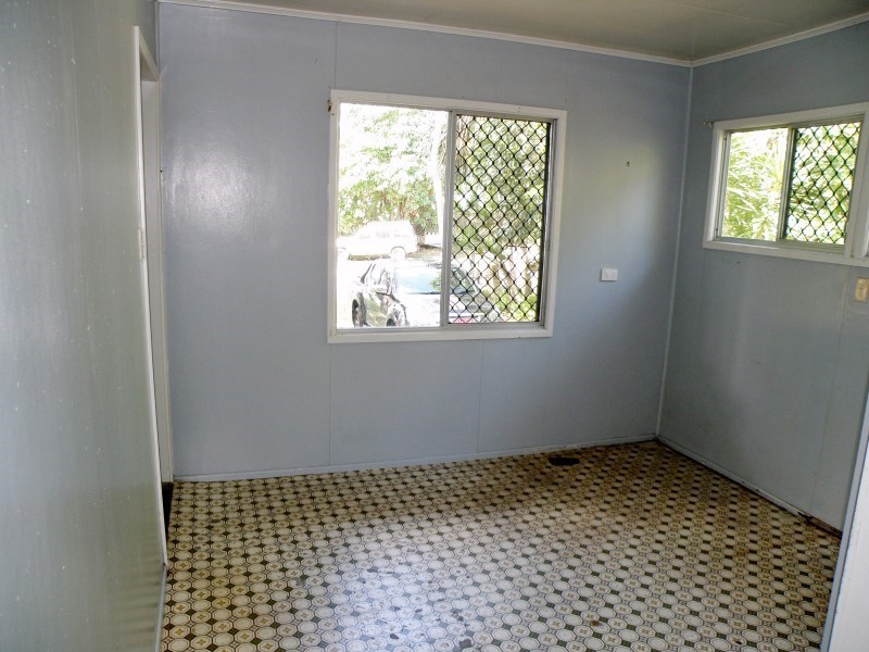 16 Bigoon Road, Point Lookout QLD 4183